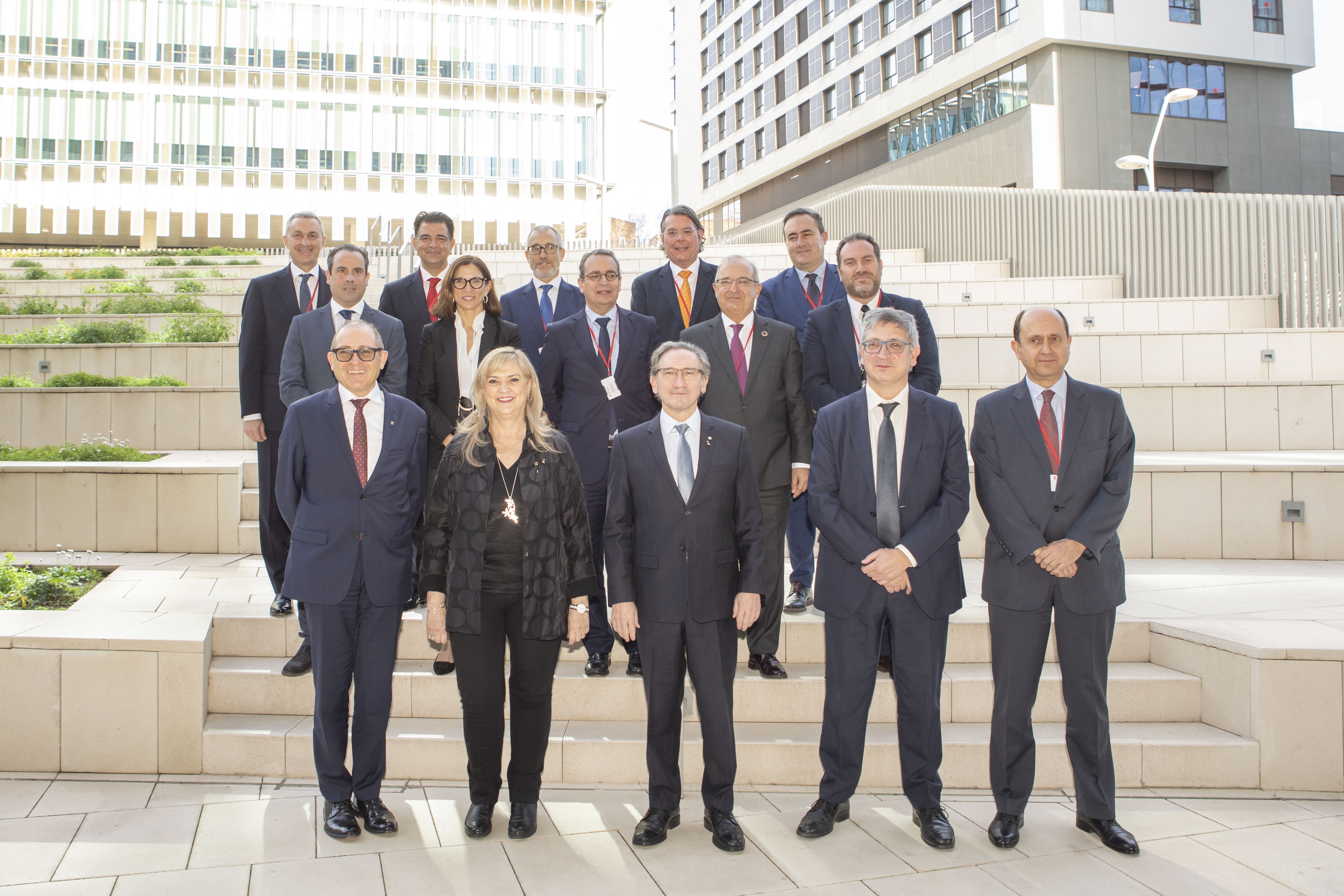 La Generalitat firma un convenio con diez entidades financieras para la rehabilitación energética de viviendas en el marc dels fons Next Generation EU